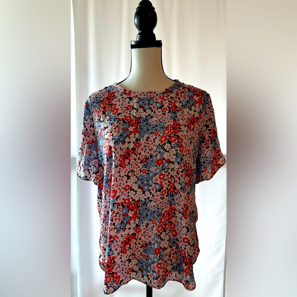 LOFT short sleeved‎ floral blouse